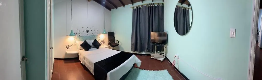 Casa Hotel Rey Midas Медельин 0*,